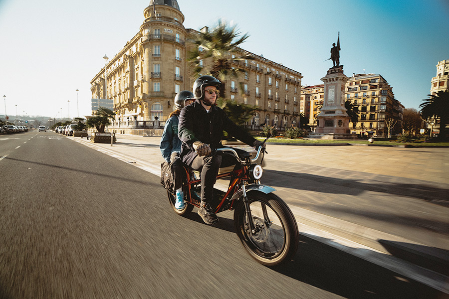 Moto électrique française et personnalisable, lifestyle